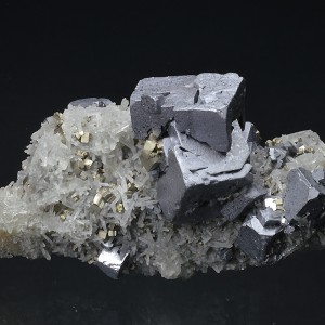 Galena, Quartz, Pyrite, gem Sphalerite var.Cleiophane - floater