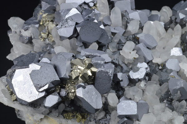 truncated Galena, Quartz, Sphalerite, Pyrite, Chalcopyrite