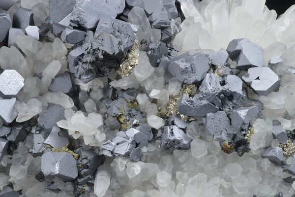 truncated Galena, Quartz, Sphalerite, Pyrite, Chalcopyrite