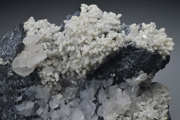 Galena, Sphalerite, Quartz, Calcite