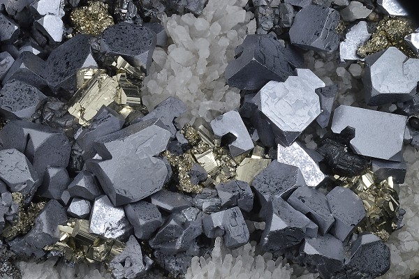 Galena, Quartz, Sphalerite, Pyrite