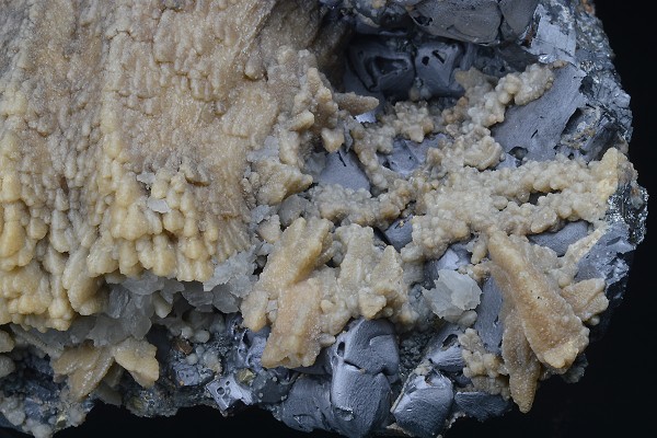 melted habit Galena, Calcite, Quartz
