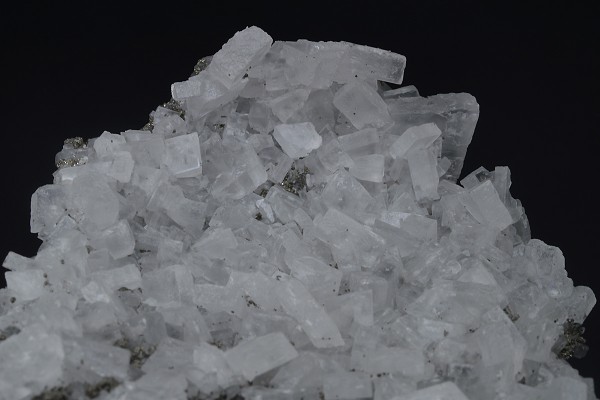 Baryte, Pyrite - floater