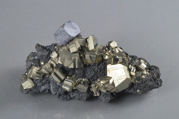 Pyrite, Sphalerite, Galena - floater