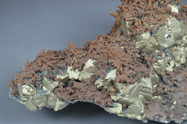 Chalcopyrite, Quartz, Siderite
