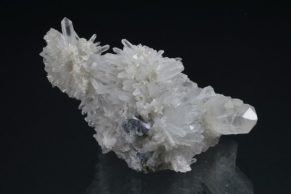 Galena and Chalcopyrite on Quartz