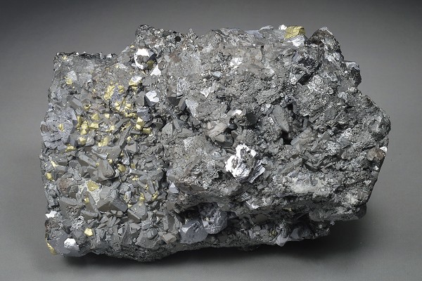 truncated Galena on Sphalerite, Chalcopyrite