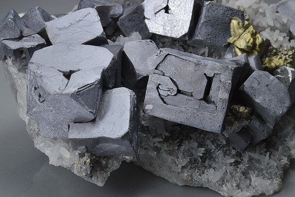 Galena on Quartz, Chalcopyrite