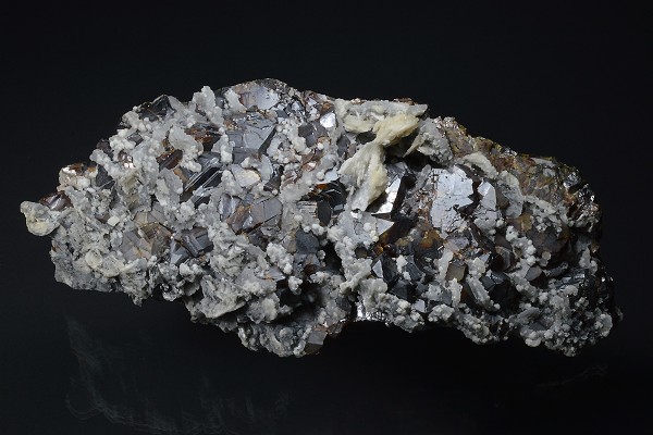 Cleiophane, Calcite