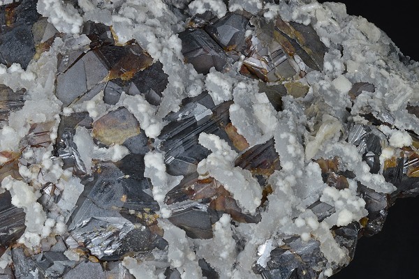 Cleiophane, Calcite