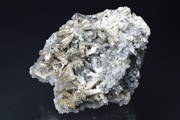 Calcite, Quartz