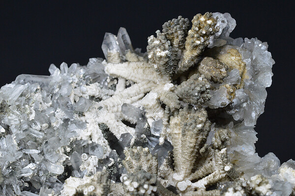Calcite, Quartz