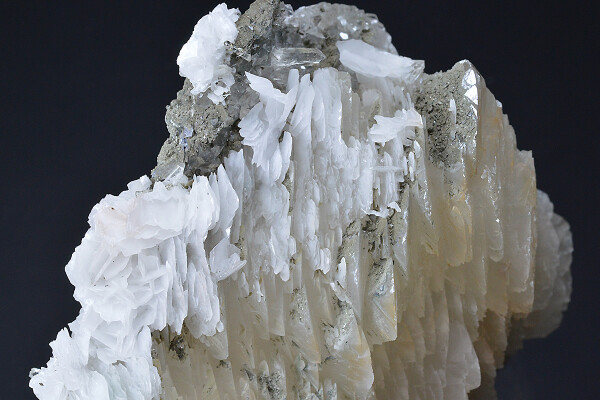 two generations Calcite, Quartz