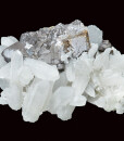 Sphalerite on Quartz, Chalcopyrite