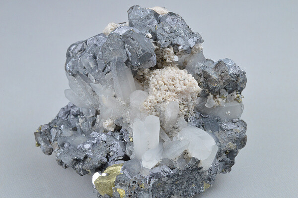 Sphalerite, Quartz, Rhodochrosite, Galena, Chalcopyrite