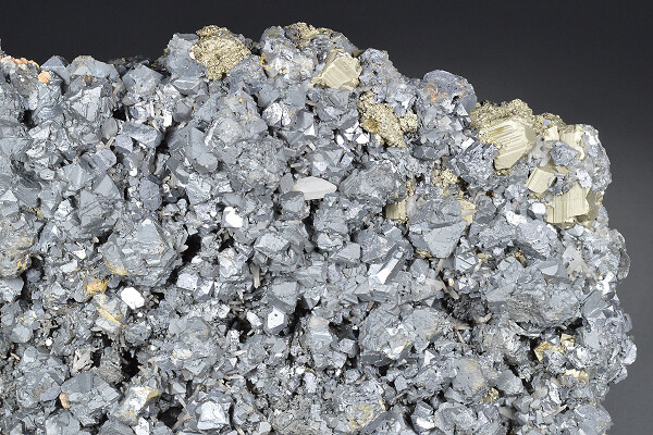 Galena, gem Sphalerite var.Cleiophane, Pyrite, Calcite, Siderite