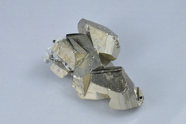 Pyrite, Quartz - floater