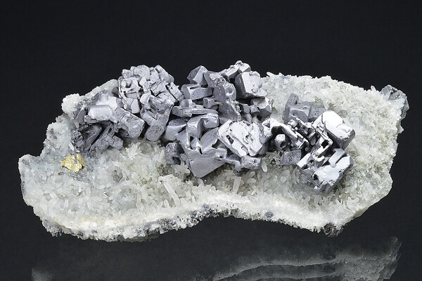 skeletal Galena, Quartz, Chalcopyrite