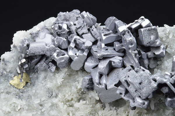 skeletal Galena, Quartz, Chalcopyrite