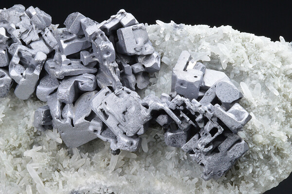 skeletal Galena, Quartz, Chalcopyrite