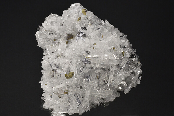 Quartz, Chalcopyrite, Sphalerite, Galena