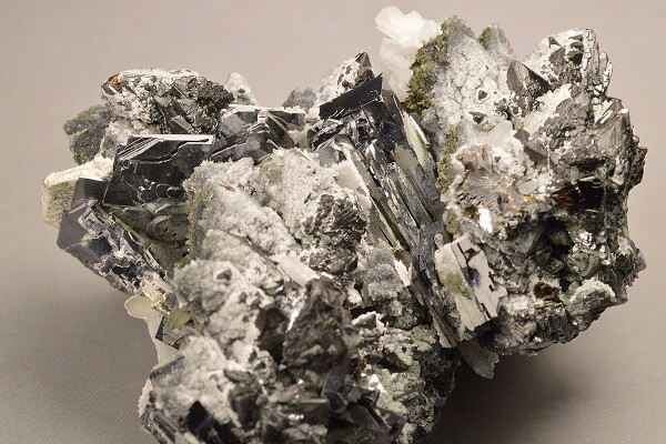 skeletal Galena, Sphalerite, Chlorite, Calcite