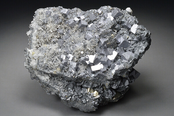 Galena, Sphalerite, Pyrite, Quartz