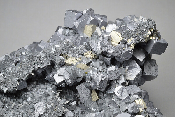 Galena, Sphalerite, Pyrite, Quartz