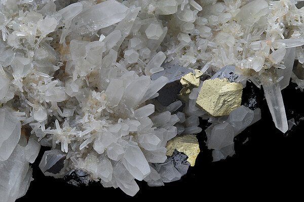 Quartz, Chalcopyrite, Sphalerite