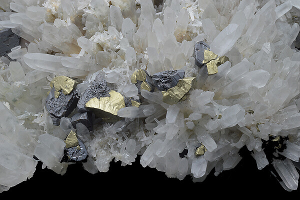 Quartz, Chalcopyrite, Sphalerite