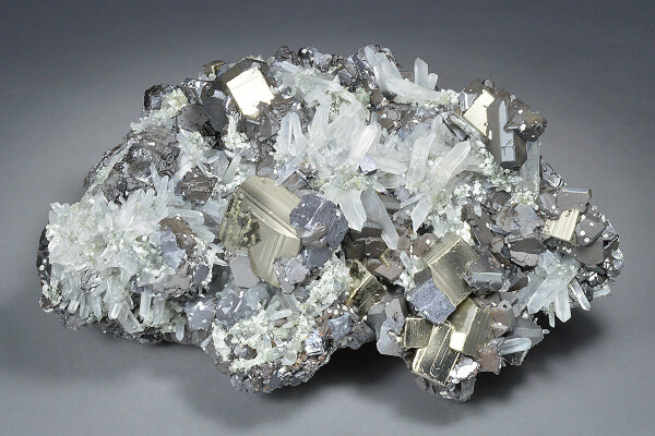 Pyrite on Sphalerite, Quartz, Galena