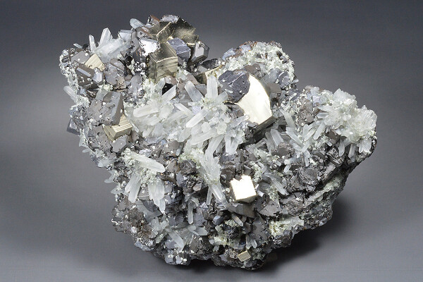 Pyrite on Sphalerite, Quartz, Galena