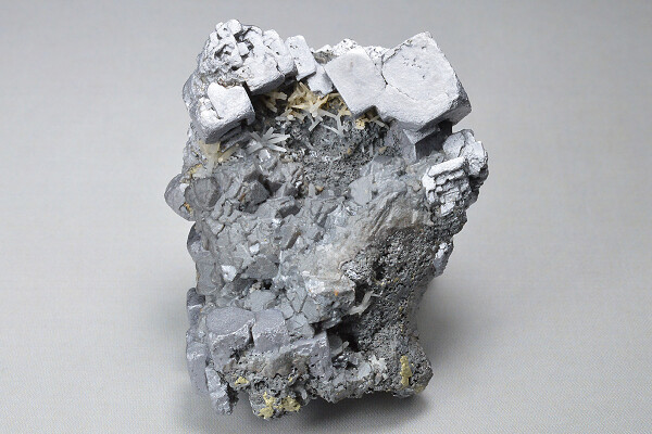 skeletal Galena, Sphalerite, Chalcopyrite, Quartz