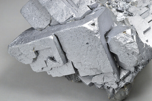twinned and truncated Galena, gem Sphalerite var.Cleiophane