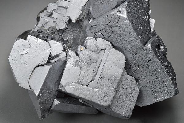 twinned and truncated Galena, gem Sphalerite var.Cleiophane