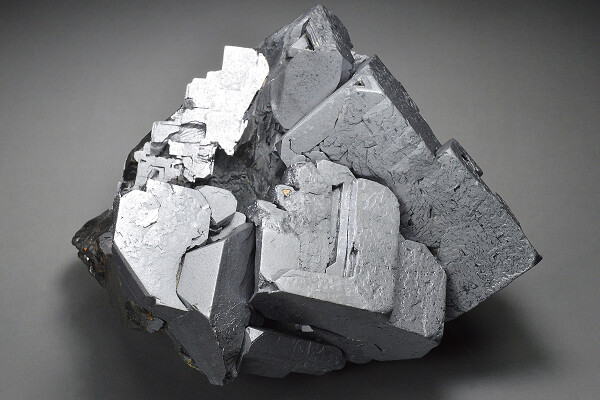 twinned and truncated Galena, gem Sphalerite var.Cleiophane
