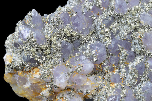 Quartz var.Amethyst, Pyrite, Chalcopyrite