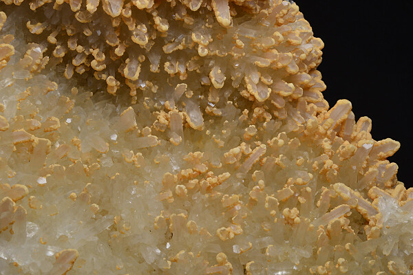 Calcite set on Quartz