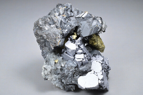 Galena, Chalcopyrite, Sphalerite, Quartz