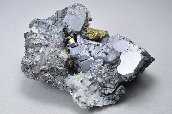 Galena, Chalcopyrite, Sphalerite, Quartz