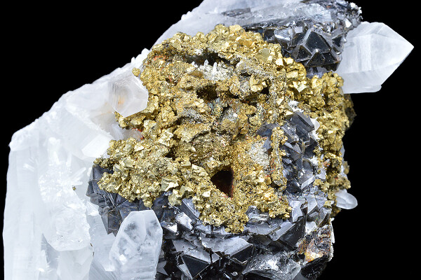 Chalcopyrite, Sphalerite, Quartz