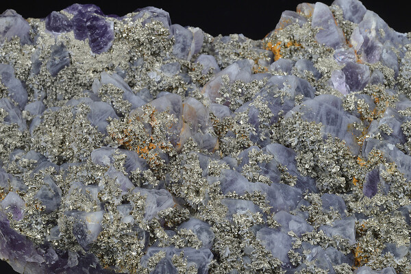 Quartz var.Amethyst, Pyrite