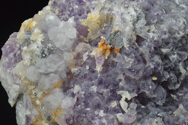 Quartz var.Amethyst, Chalcopyrite, Sphalerite, Galena
