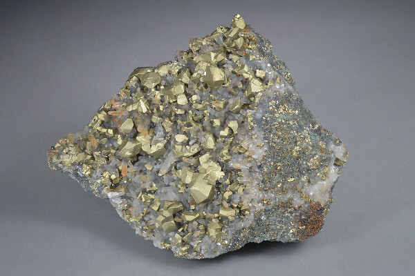 Chalcopyrite, Quartz