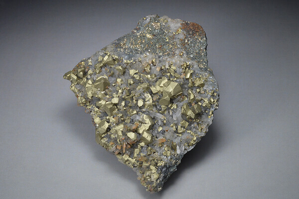 Chalcopyrite, Quartz