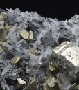 Pyrite, Quartz, Sphalerite, Chlorite - floater