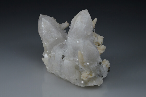 Quartz, Calcite, Chalcopyrite