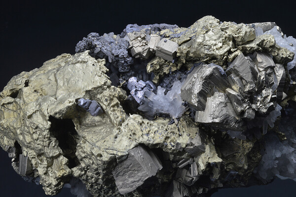 Chalcopyrite, Pyrite, Quartz, Galena, Sphalerite