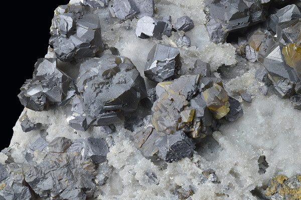 Cleiophane, Galena on Quartz