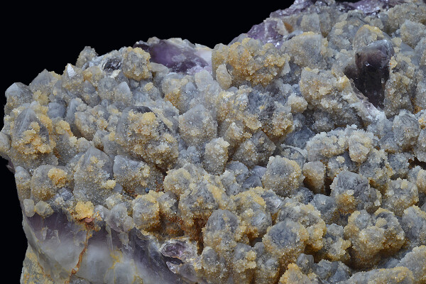 Quartz var.Amethyst